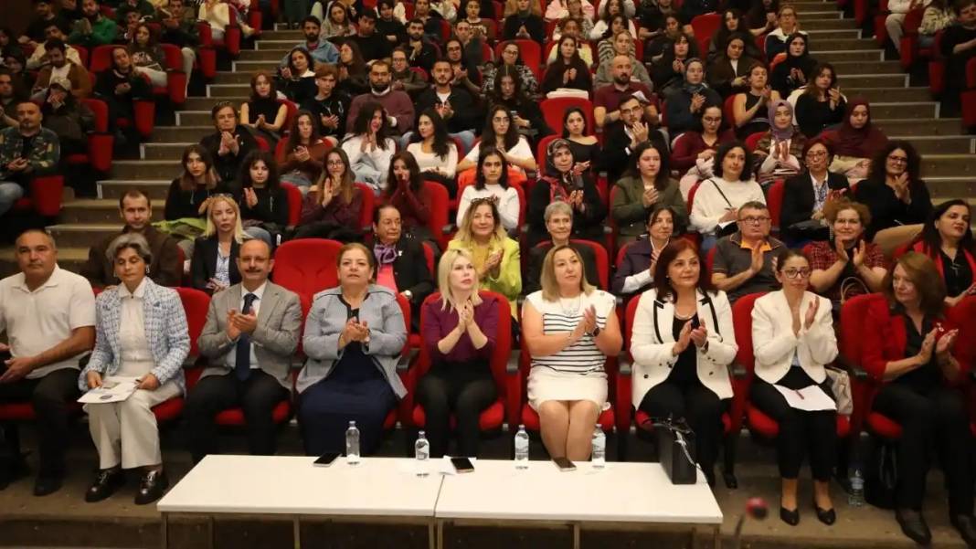 Akdeniz Üniversitesi’nde Çarpıcı Panel 5